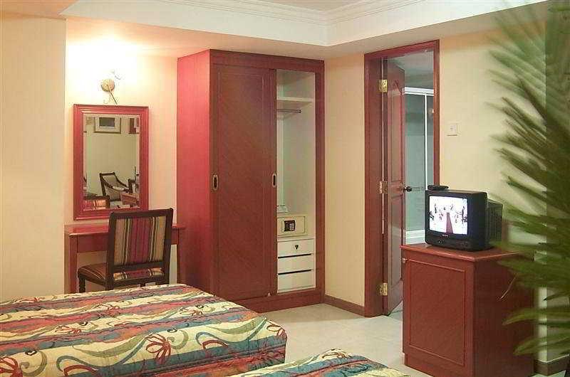 Mookai Hotel Мале Екстер'єр фото