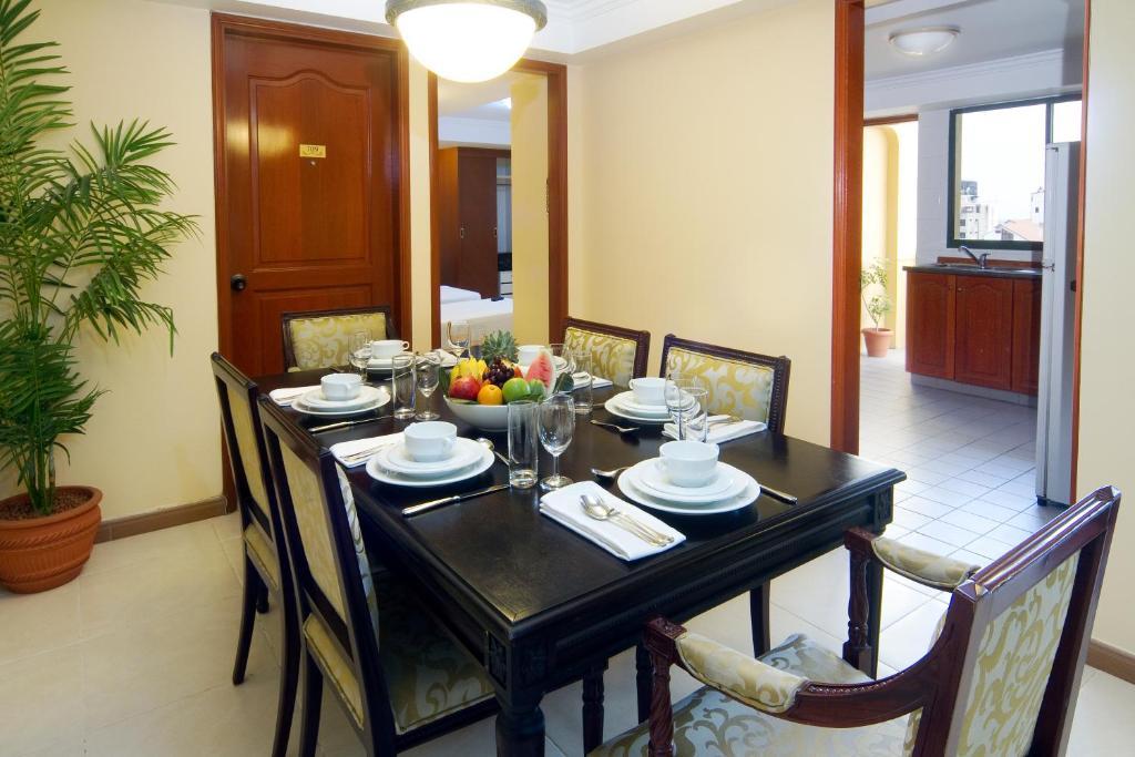 Mookai Hotel Мале Екстер'єр фото